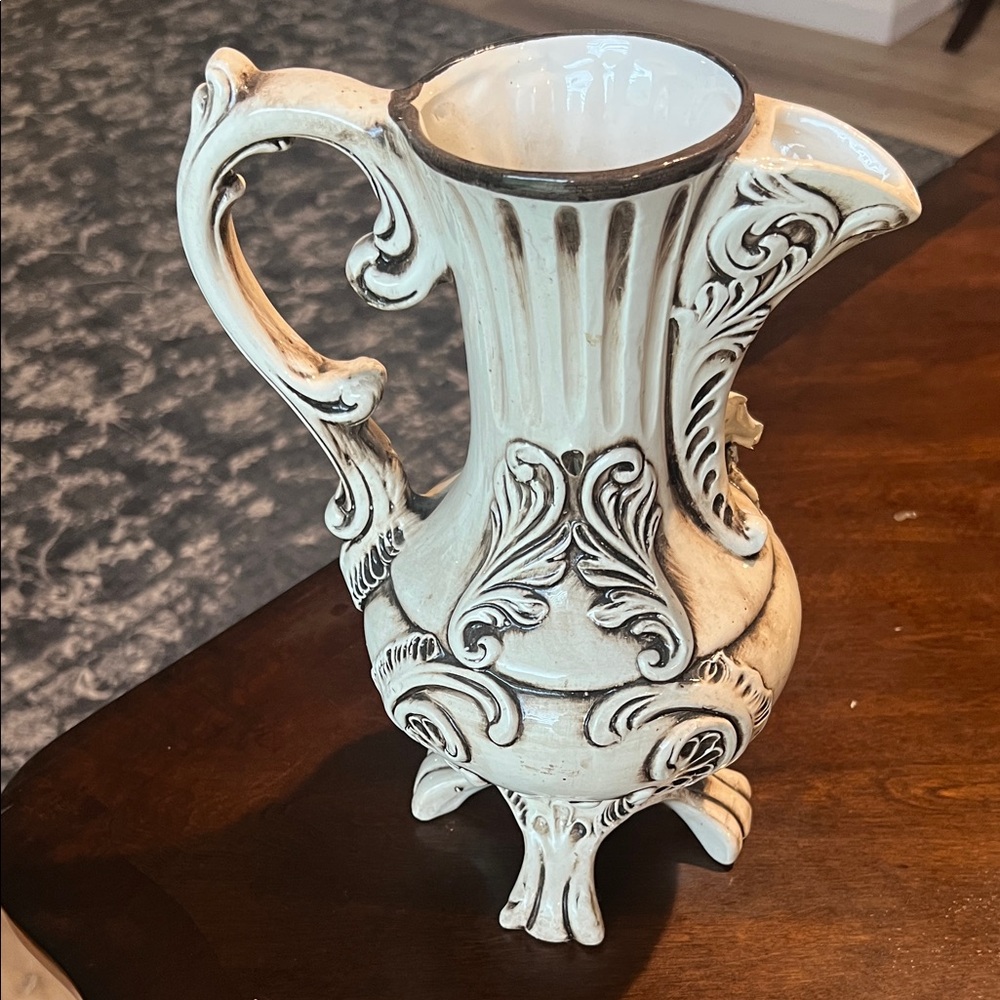 *******SOLD*********Capodimonte Floral Ceramic Pitcher with Roses - Picture 2 of 5